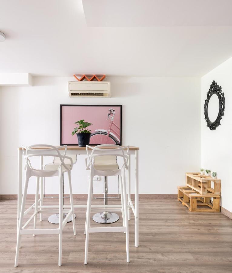 La Estacion De Atocha Apartment Madrid Exterior photo